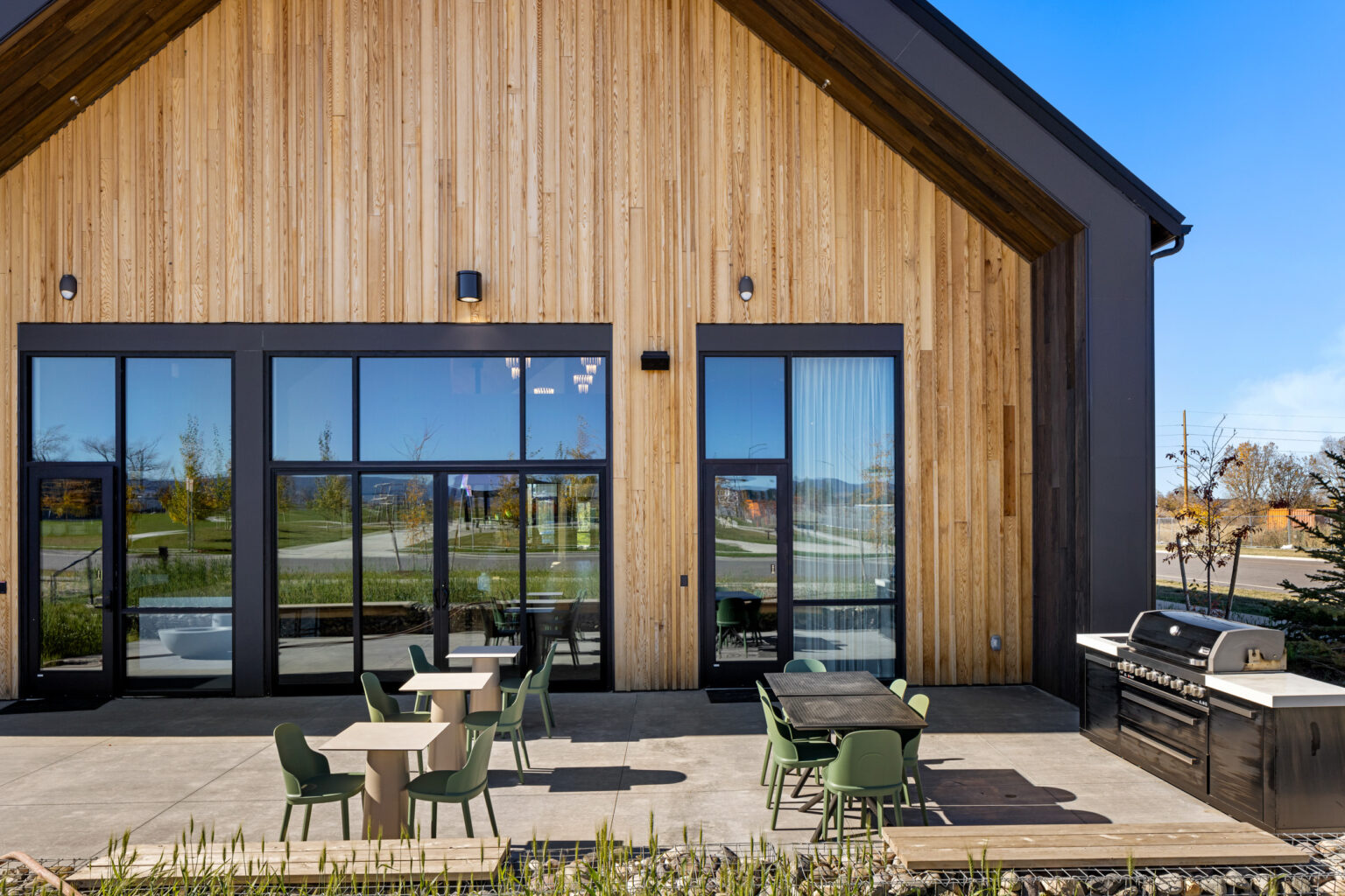 Luxury Amenities New Apartments in Bozeman Oxbow